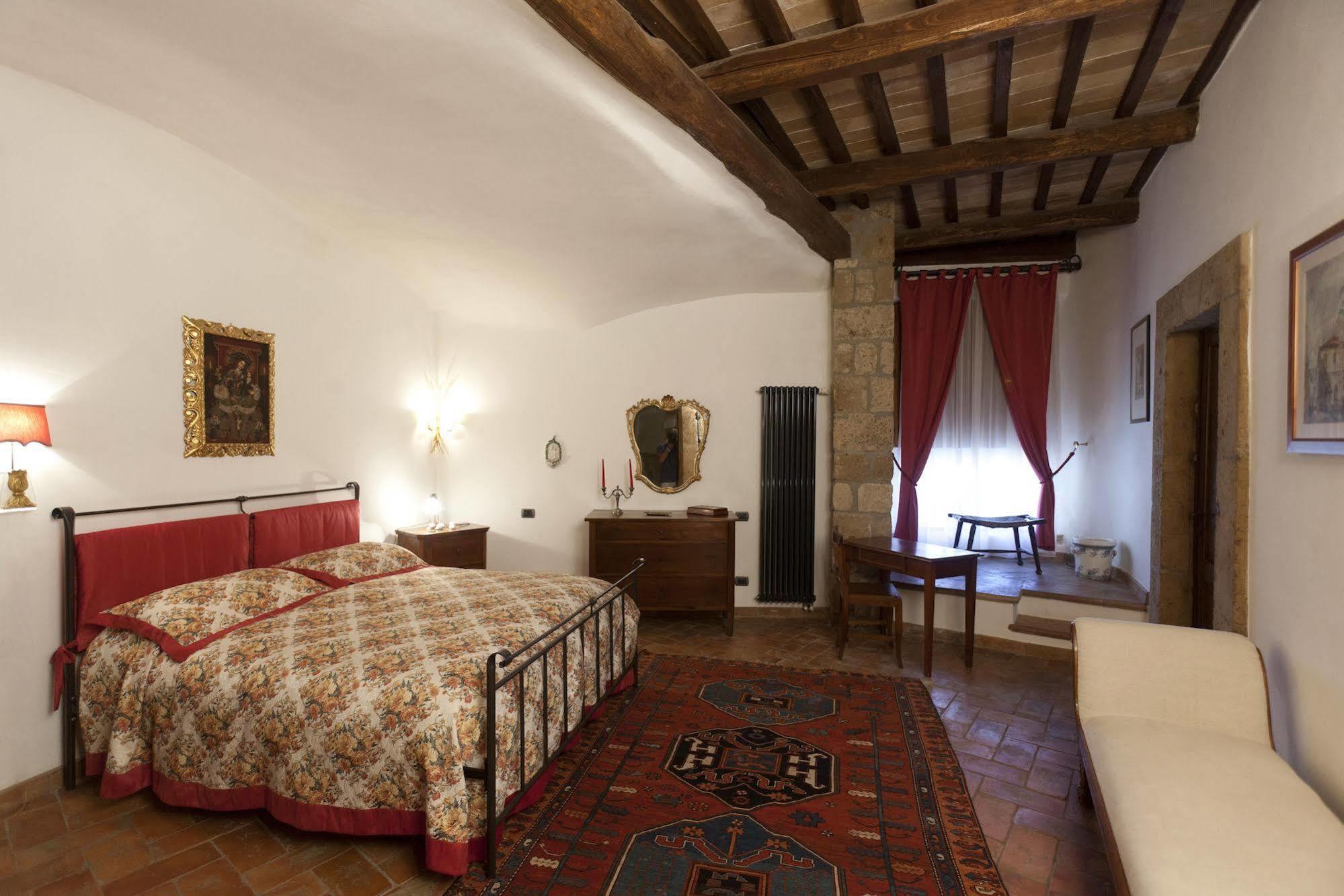 La Casa Degli Archi Hotel Pitigliano Ngoại thất bức ảnh